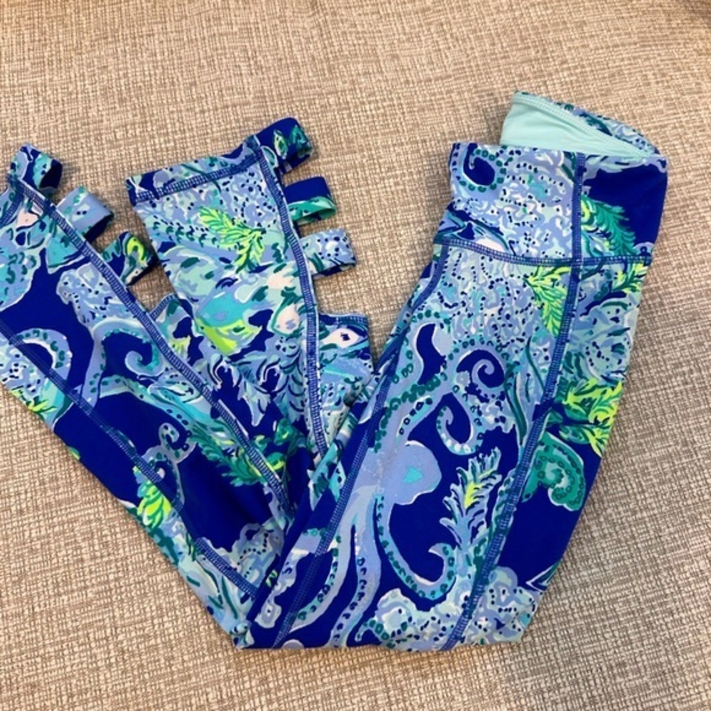 Lilly Pulitzer Blue and Green Patterned Leggings